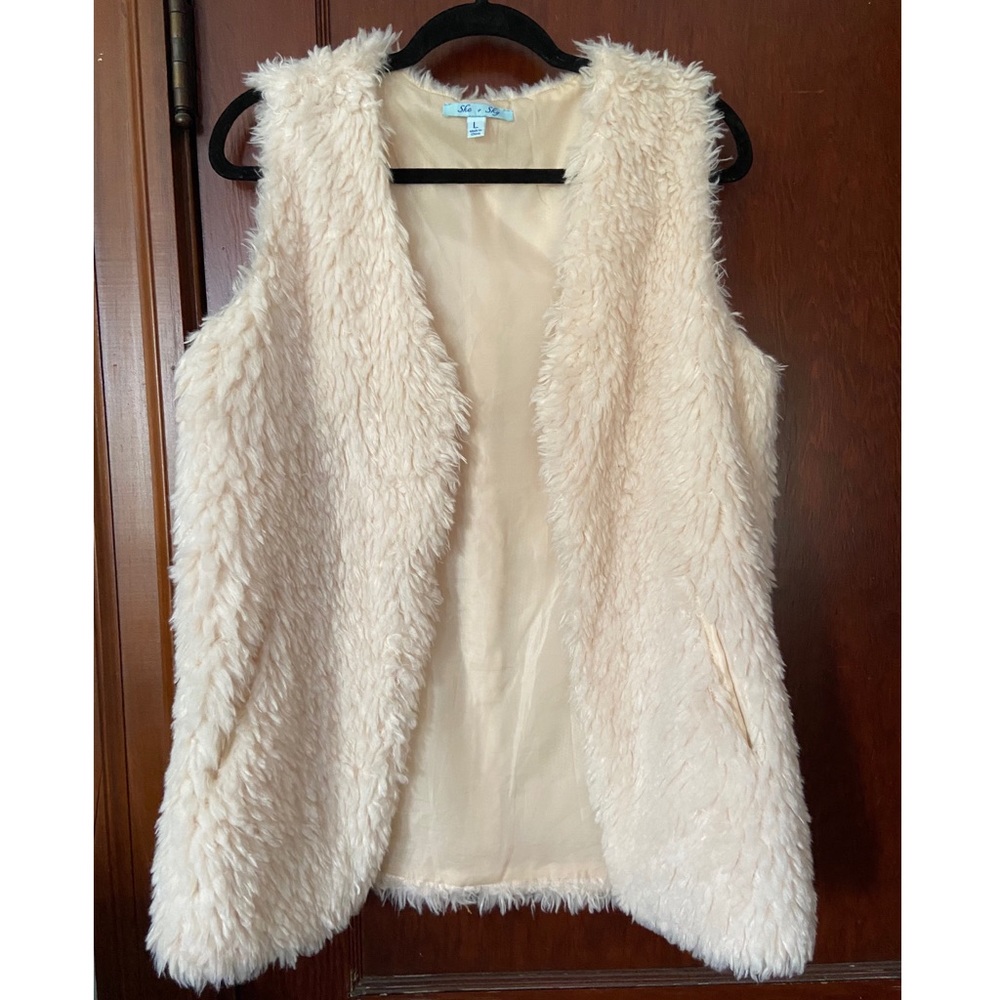 Faux Fur White Vest
